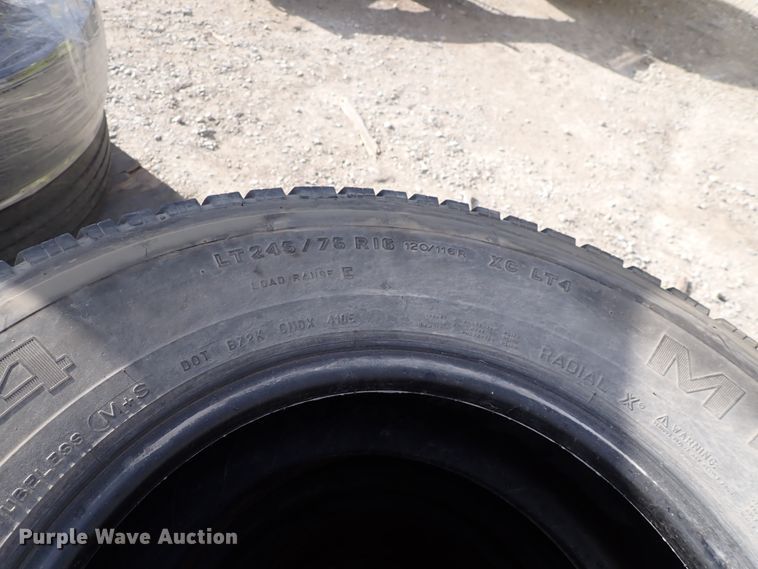 image for item JU9090 (17) tires