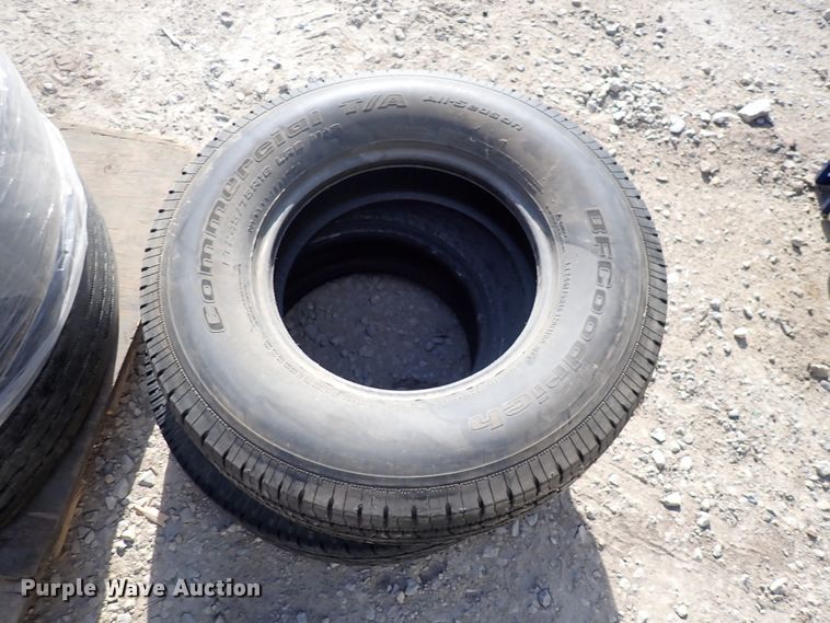 image for item JU9090 (17) tires