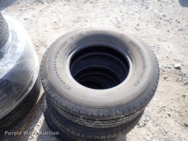 image for item JU9090 (17) tires