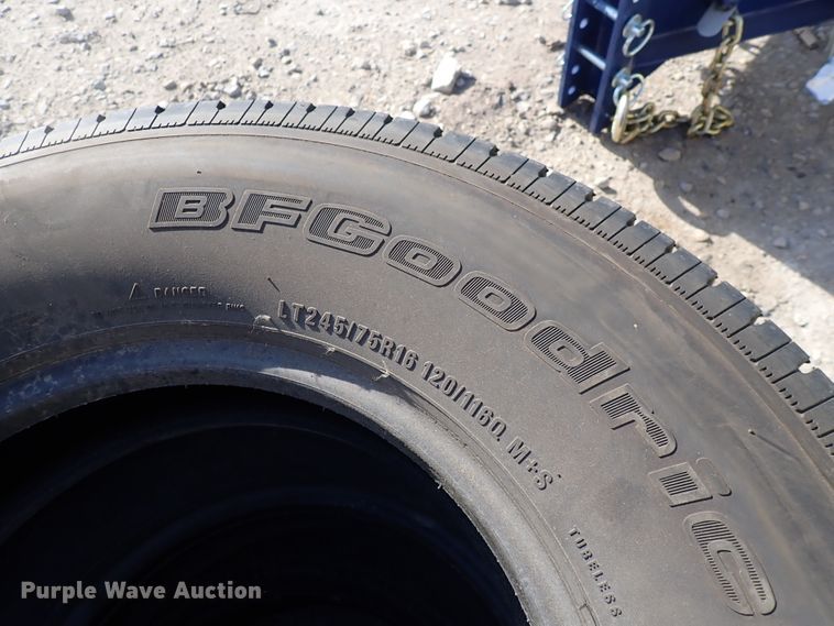 image for item JU9090 (17) tires