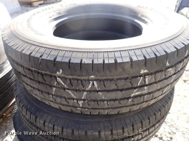 image for item JU9090 (17) tires