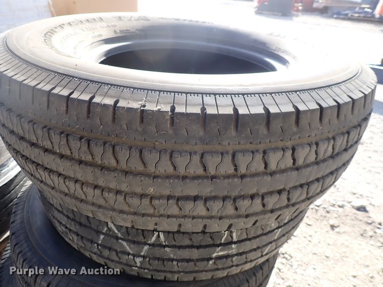 image for item JU9090 (17) tires