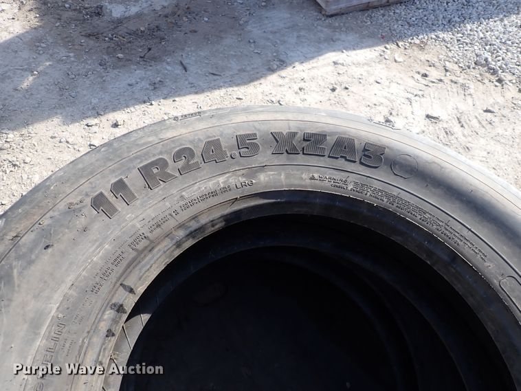 image for item JU9090 (17) tires