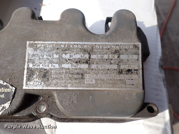 image for item JU9105 Deutz  engine