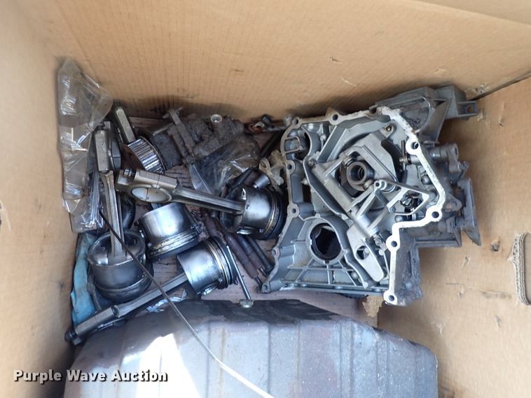 image for item JU9105 Deutz  engine