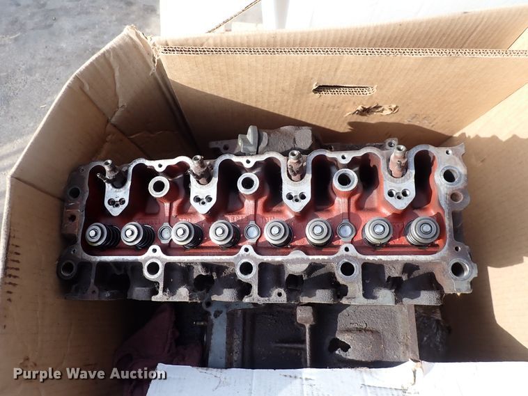 image for item JU9105 Deutz  engine