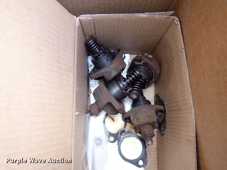 image for item JU9105 Deutz  engine