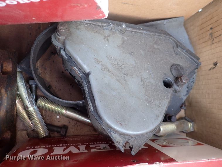 image for item JU9105 Deutz  engine