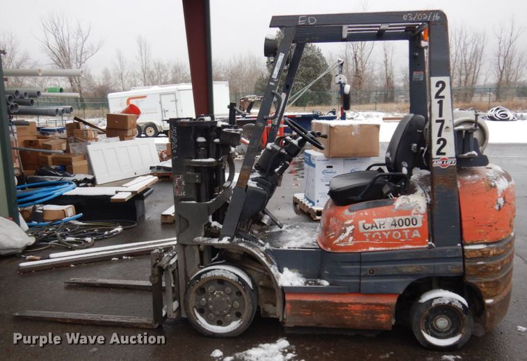 image for item JZ9784 Toyota 42-6FGCU25  forklift