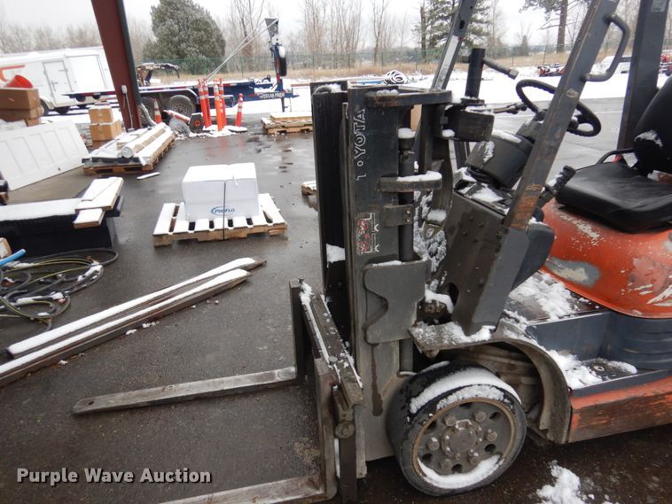 image for item JZ9784 Toyota 42-6FGCU25  forklift