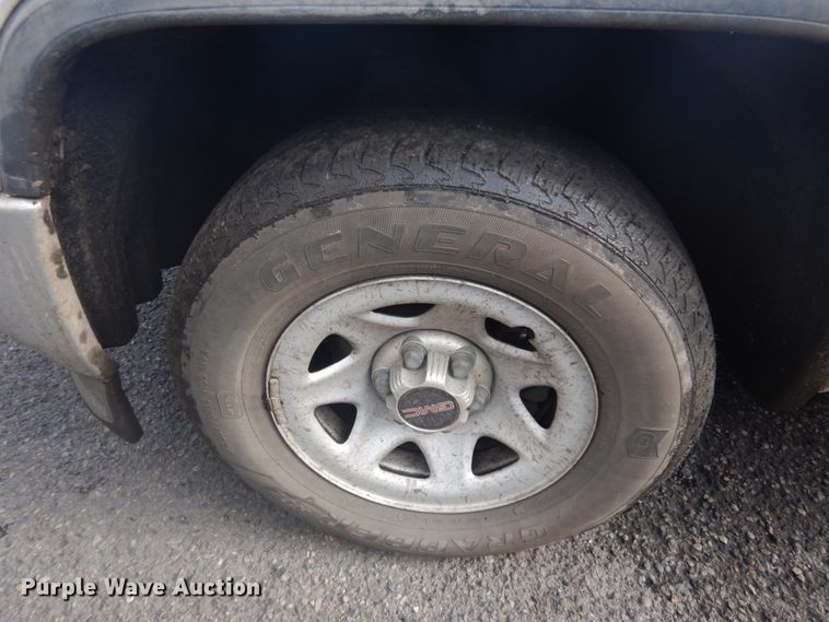 image for item JZ9785 2015 GMC Sierra 1500  pickup truck