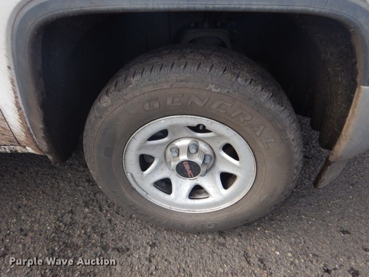 image for item JZ9785 2015 GMC Sierra 1500  pickup truck