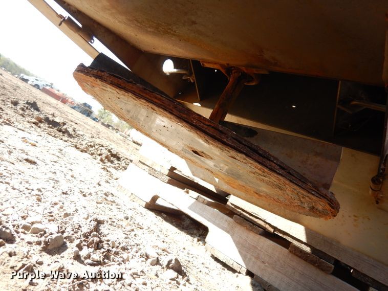 image for item KA9666 Hi-way Super P stainless steel spreader