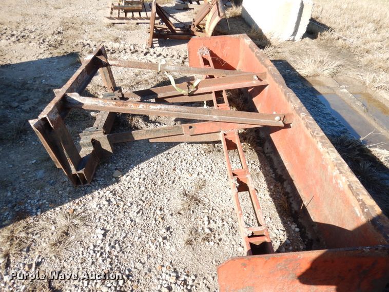 image for item KA9671 8'W skid steer box blade