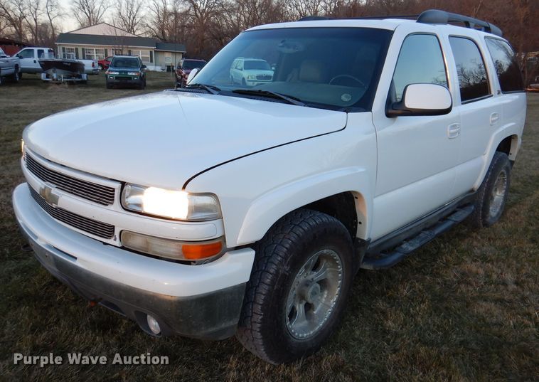 image for item KH9097 2003 Chevrolet Tahoe  SUV