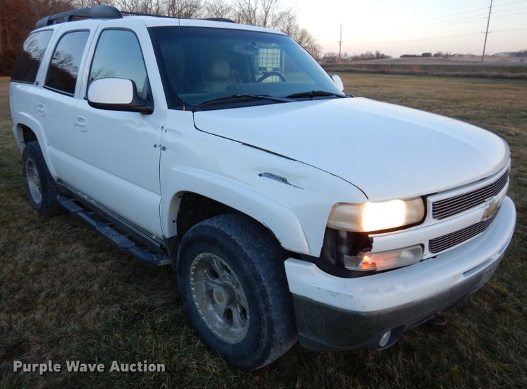 image for item KH9097 2003 Chevrolet Tahoe  SUV