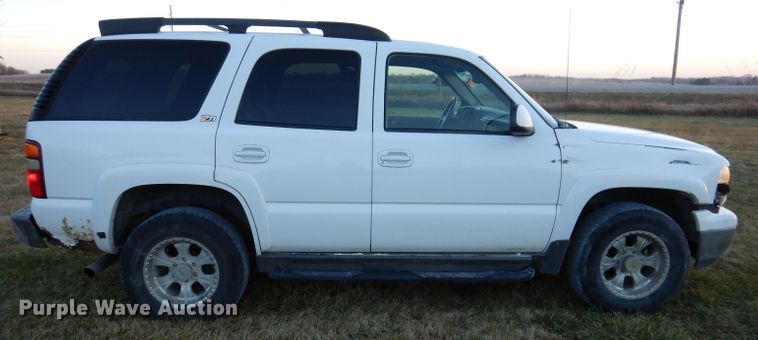 image for item KH9097 2003 Chevrolet Tahoe  SUV