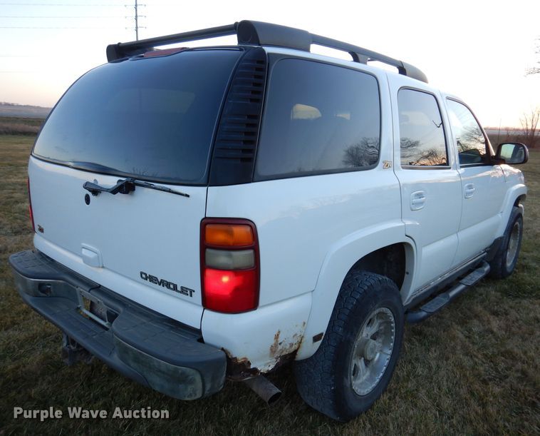 image for item KH9097 2003 Chevrolet Tahoe  SUV