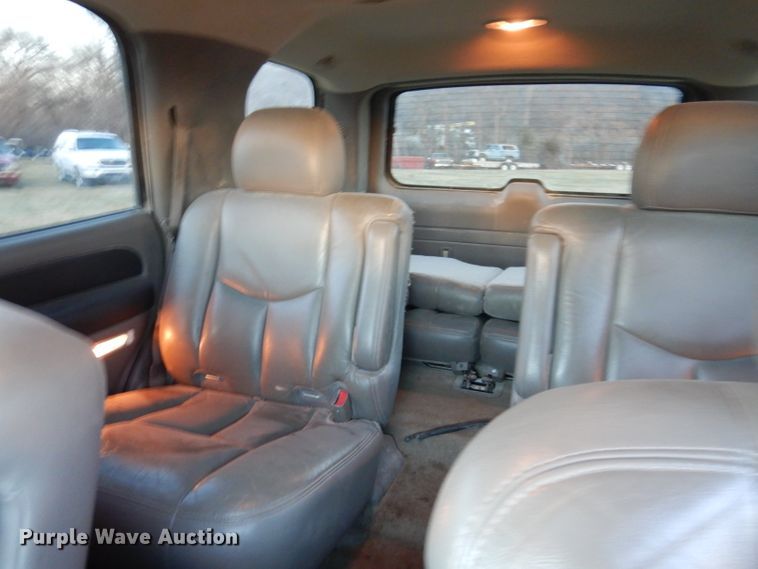 image for item KH9097 2003 Chevrolet Tahoe  SUV