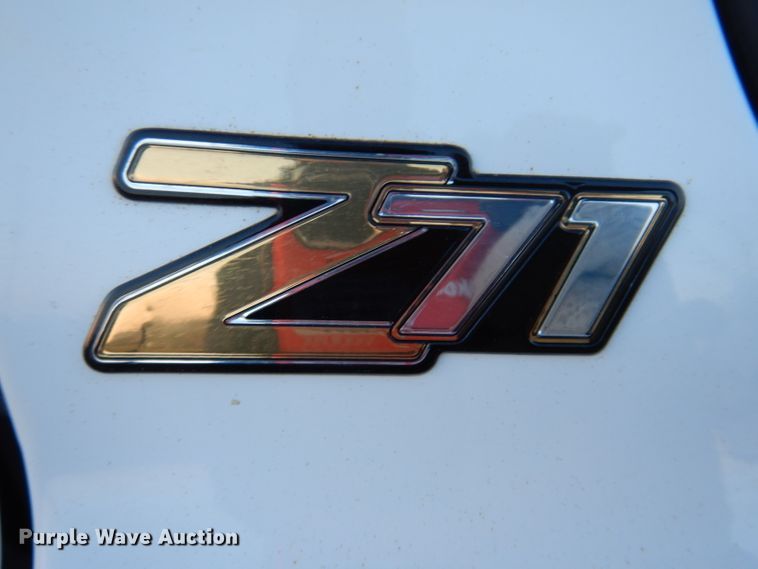 image for item KH9097 2003 Chevrolet Tahoe  SUV