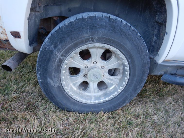 image for item KH9097 2003 Chevrolet Tahoe  SUV