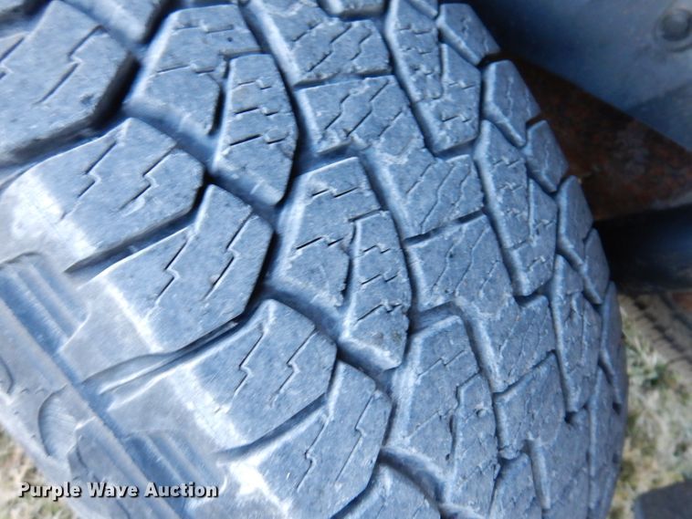 image for item KH9097 2003 Chevrolet Tahoe  SUV