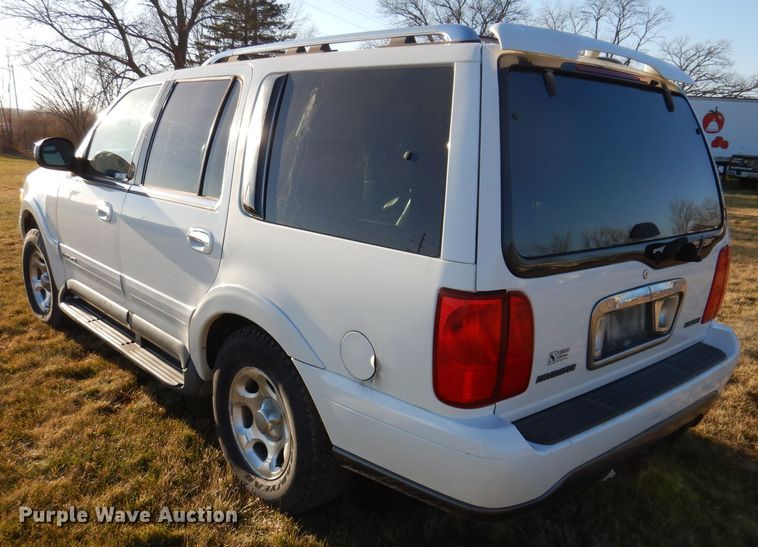 image for item KH9099 1998 Lincoln Navigator  SUV