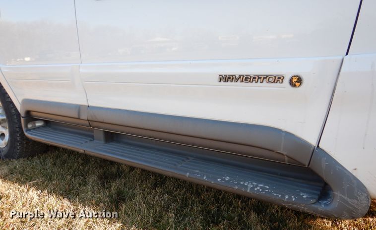 image for item KH9099 1998 Lincoln Navigator  SUV