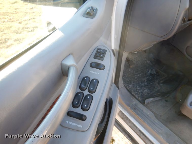 image for item KH9099 1998 Lincoln Navigator  SUV