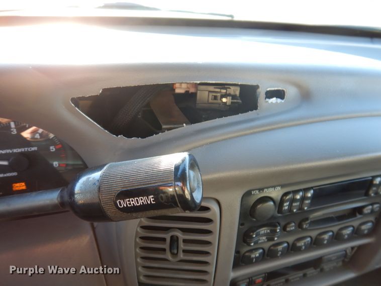 image for item KH9099 1998 Lincoln Navigator  SUV