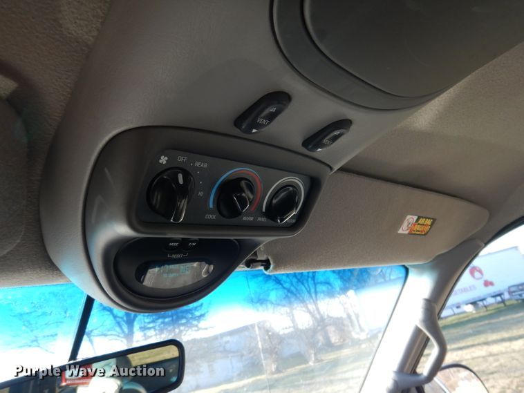 image for item KH9099 1998 Lincoln Navigator  SUV