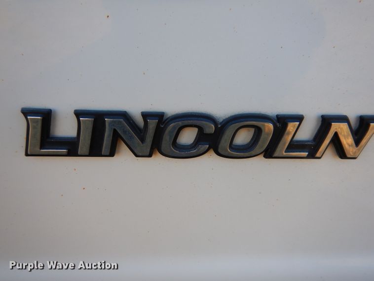 image for item KH9099 1998 Lincoln Navigator  SUV