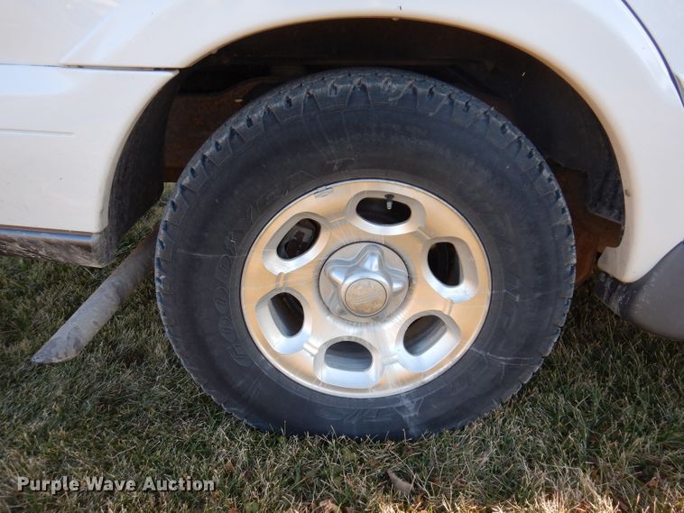 image for item KH9099 1998 Lincoln Navigator  SUV