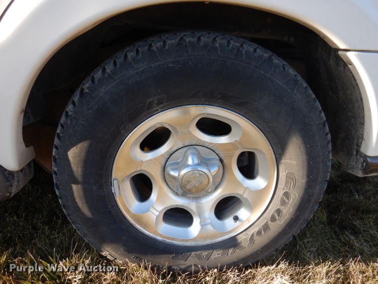 image for item KH9099 1998 Lincoln Navigator  SUV