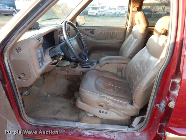 image for item KH9100 1997 GMC Jimmy SLT  SUV