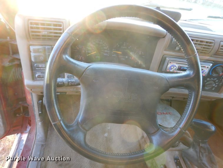 image for item KH9100 1997 GMC Jimmy SLT  SUV