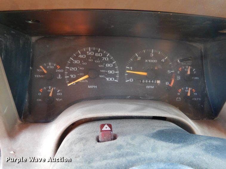 image for item KH9100 1997 GMC Jimmy SLT  SUV