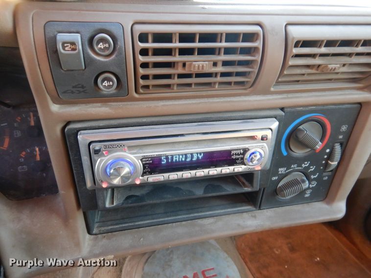 image for item KH9100 1997 GMC Jimmy SLT  SUV