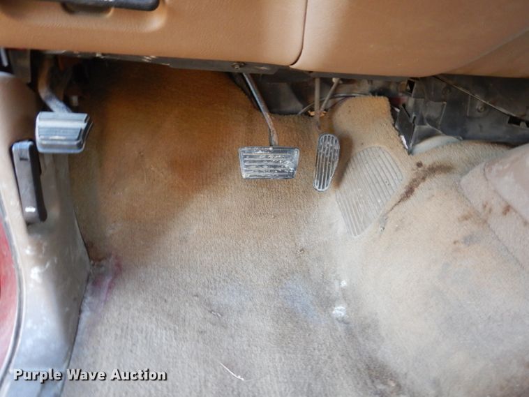 image for item KH9100 1997 GMC Jimmy SLT  SUV