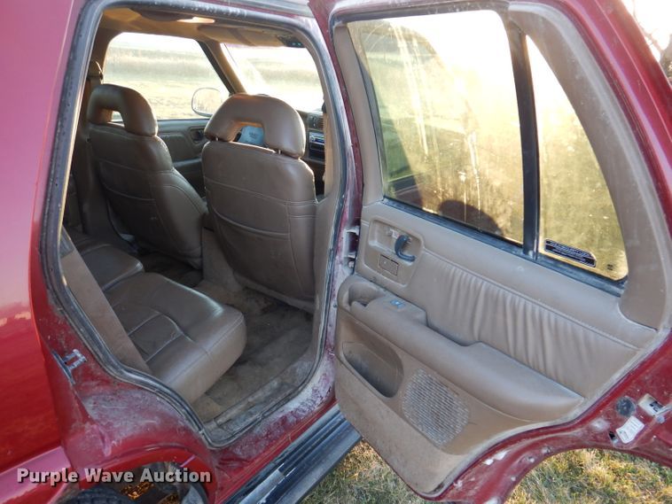 image for item KH9100 1997 GMC Jimmy SLT  SUV