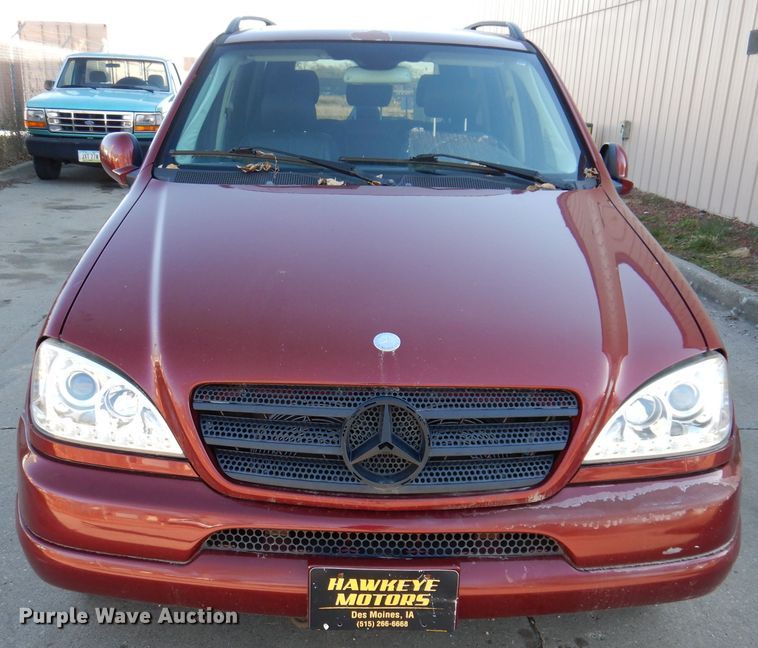 image for item KH9109 2000 Mercedes Benz ML430  SUV