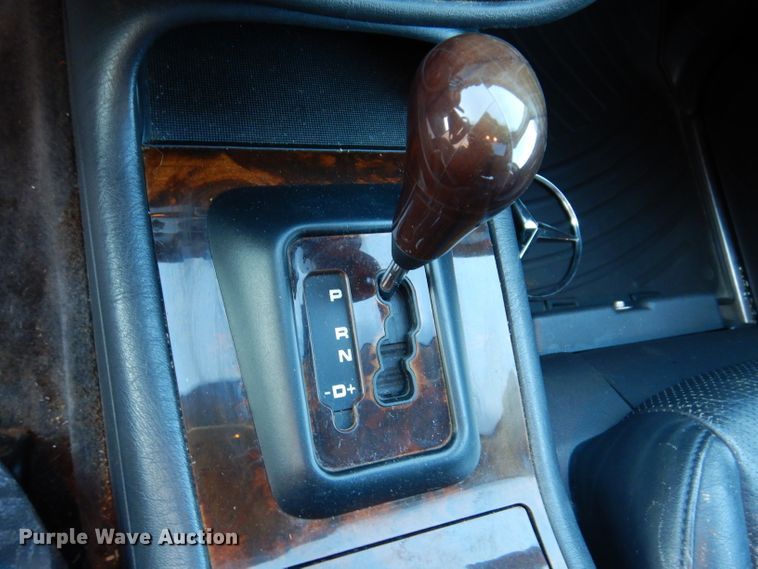 image for item KH9109 2000 Mercedes Benz ML430  SUV