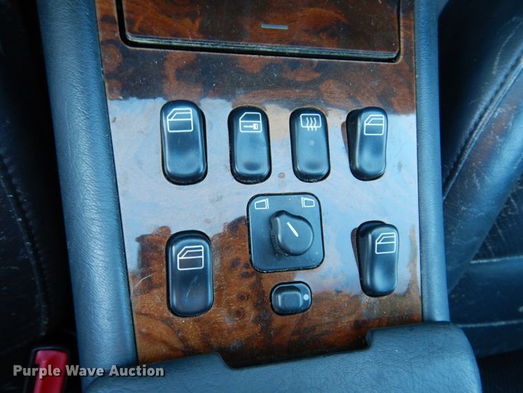 image for item KH9109 2000 Mercedes Benz ML430  SUV