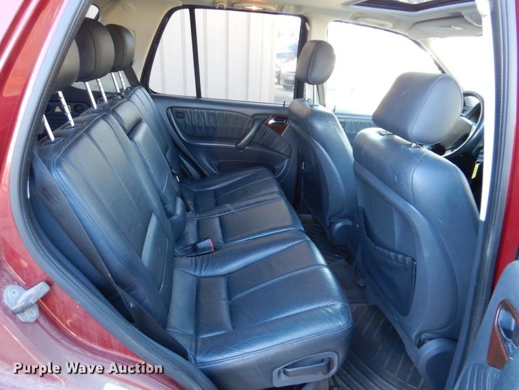 image for item KH9109 2000 Mercedes Benz ML430  SUV