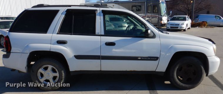 image for item KH9110 2003 Chevrolet TrailBlazer LS  SUV