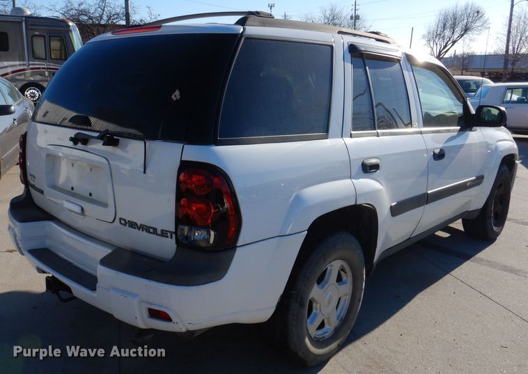 image for item KH9110 2003 Chevrolet TrailBlazer LS  SUV