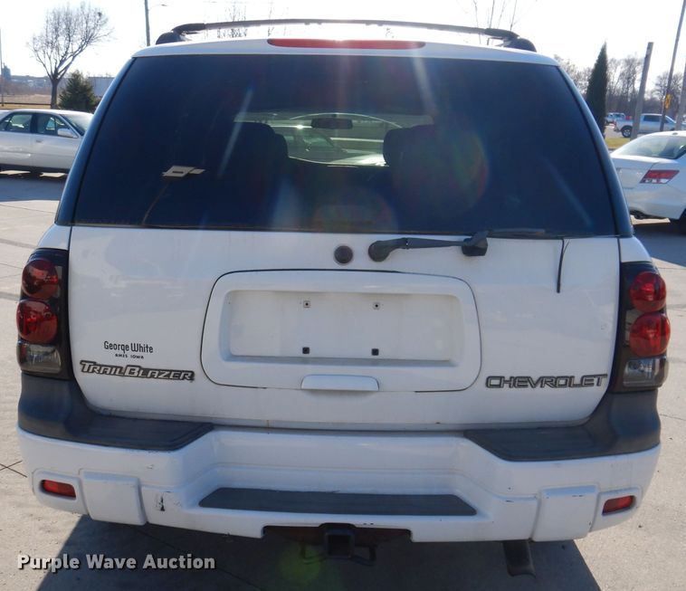 image for item KH9110 2003 Chevrolet TrailBlazer LS  SUV