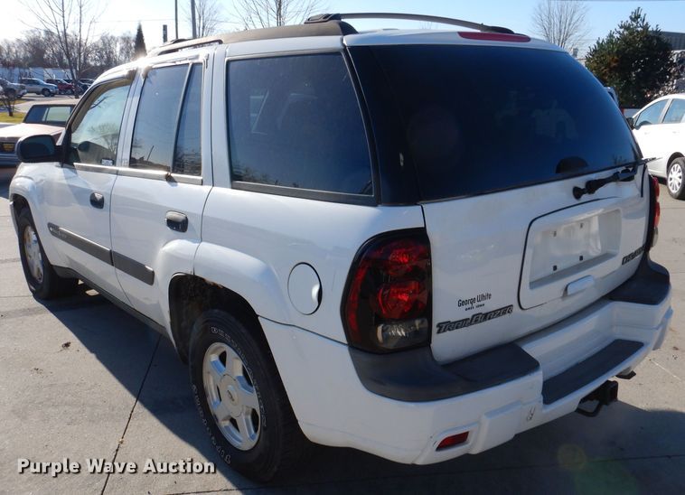 image for item KH9110 2003 Chevrolet TrailBlazer LS  SUV