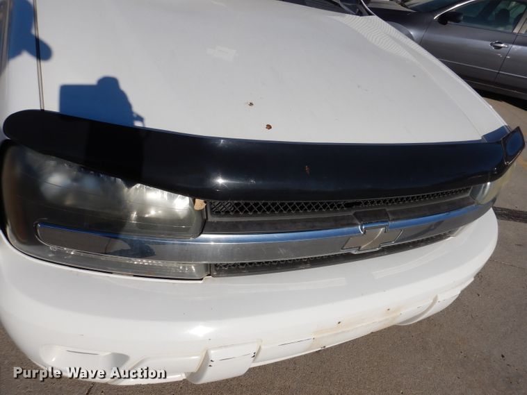 image for item KH9110 2003 Chevrolet TrailBlazer LS  SUV