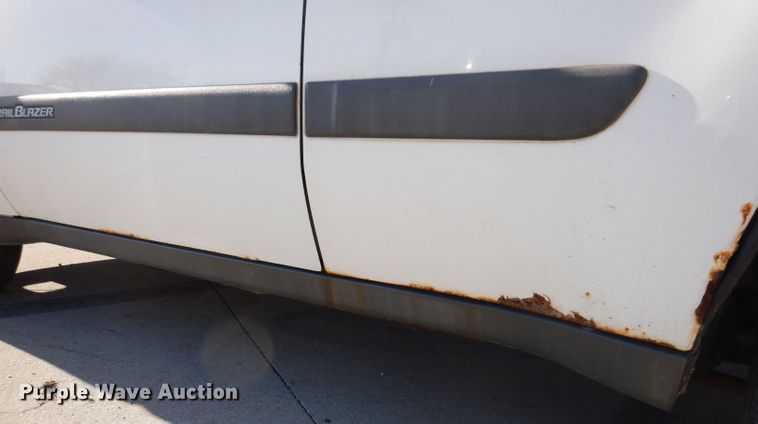 image for item KH9110 2003 Chevrolet TrailBlazer LS  SUV